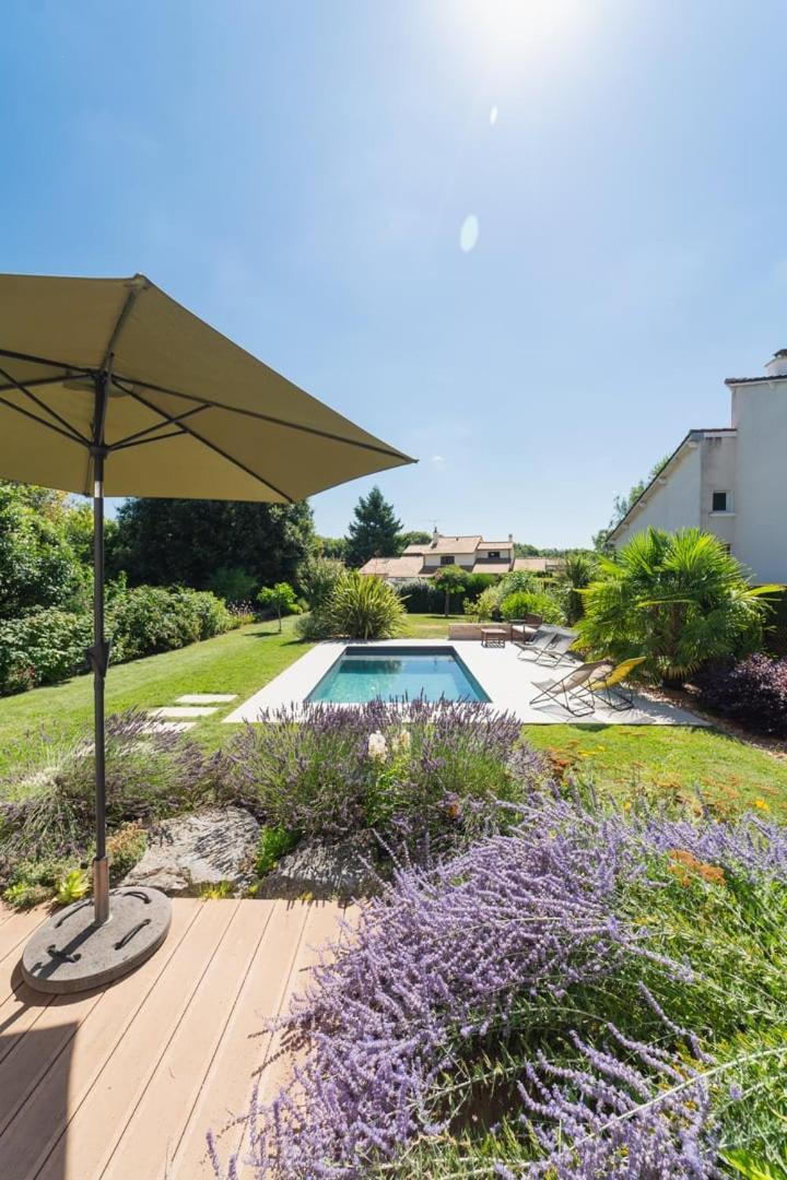La Maison Chateau D'eau : Piscine Pour 6/8 Pers Holiday home